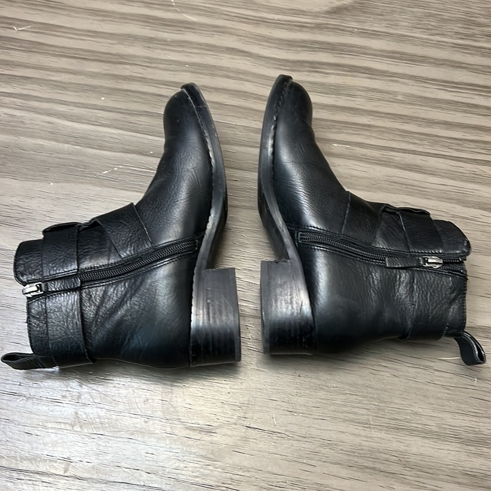 LEATHER MOTO STYLE BIKER BOOTIES GENTLE SOULS BY KENNETH COLE 6 - Picture 6 of 15